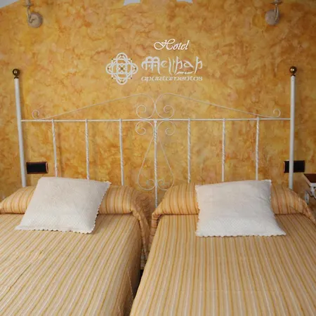 Apartahotel Melihah 2*